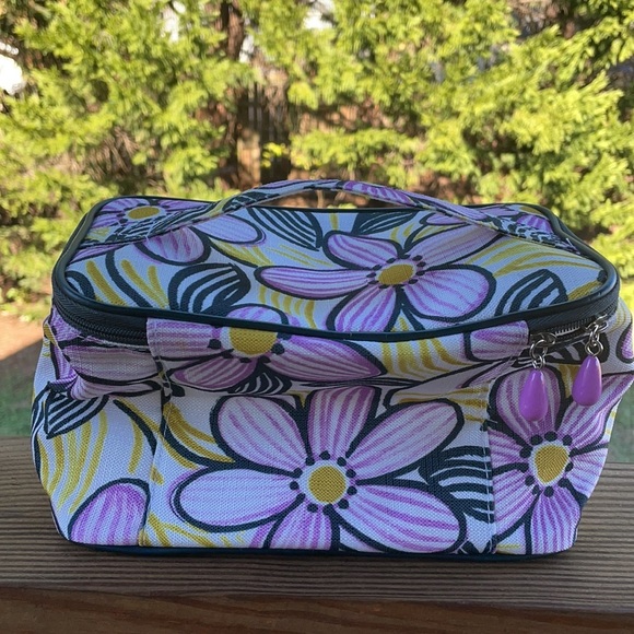 Milly for Clinique Cosmetic Case/Bag - Picture 2 of 6